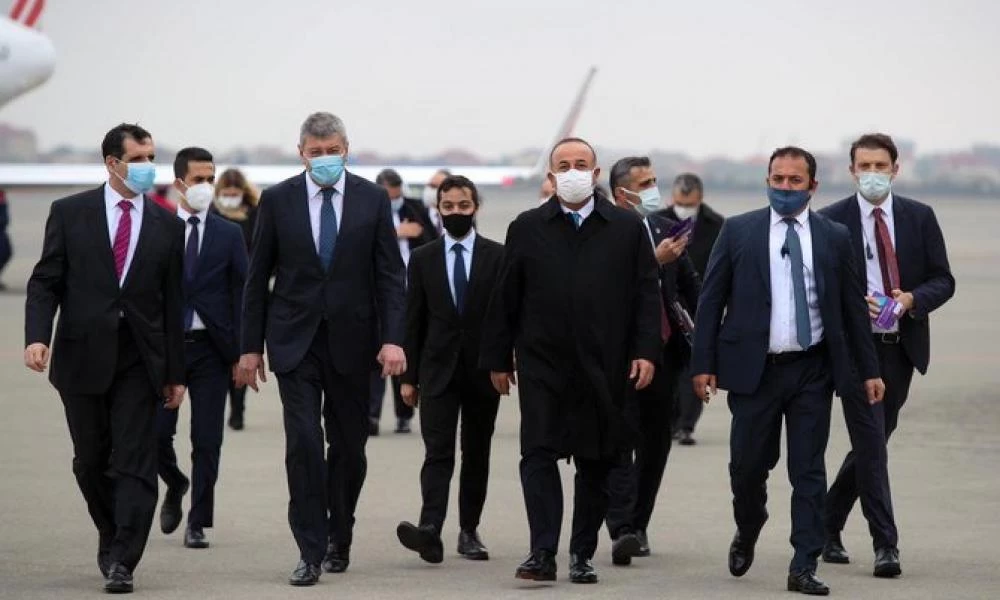 Αζερμπαϊτζάν: Σπεύδει να διαψεύσει πληροφορίες για τουρκικές βάσεις